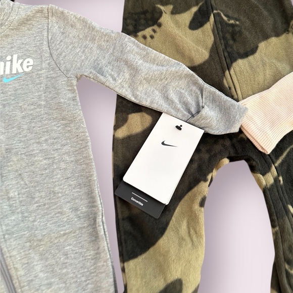 Nike Baby Set Of Three Footies - Gray, Camouflage, and Cream Size 6 Months - Picture 4 of 14